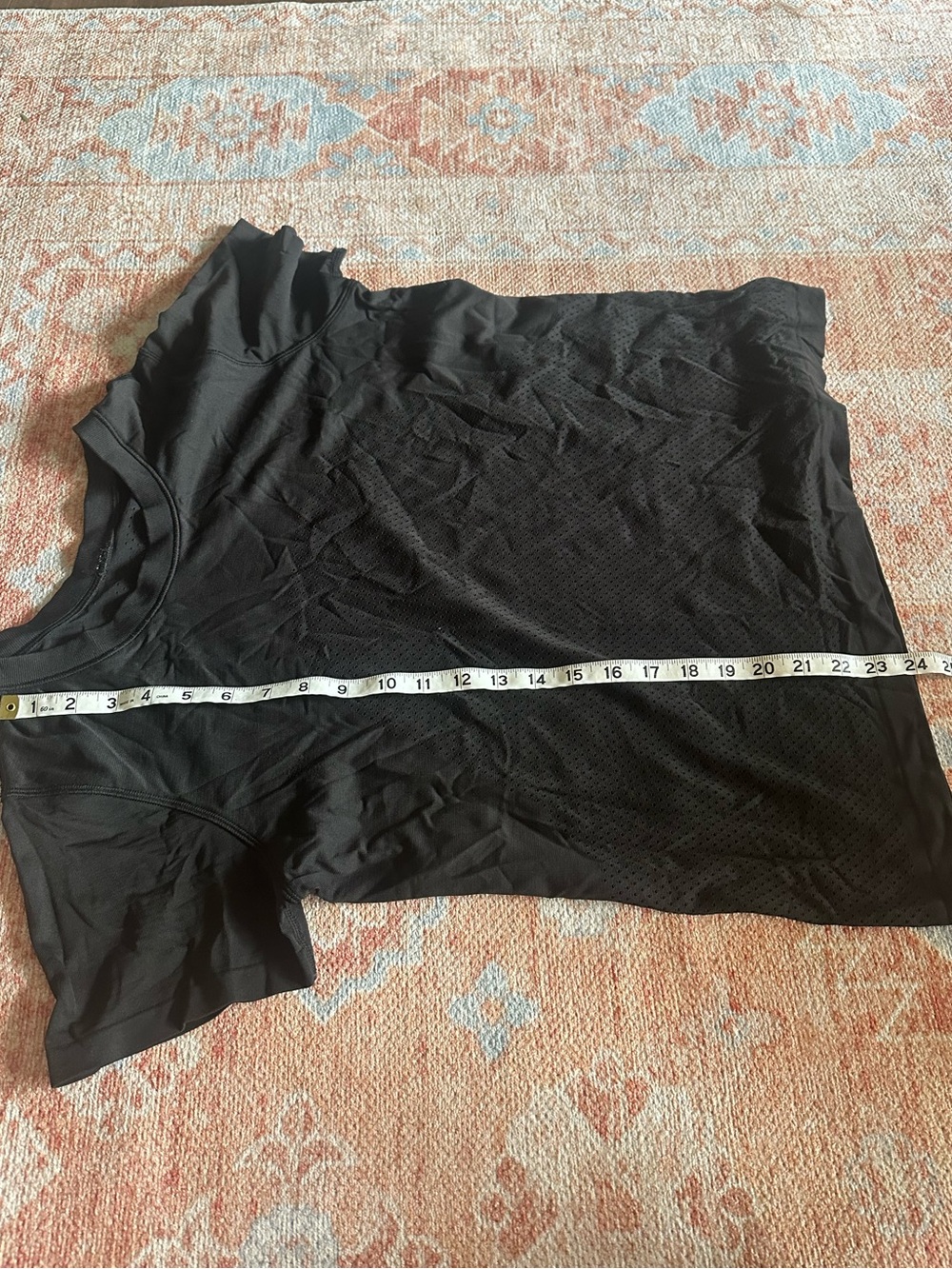 Lululemon Breeze By Short Sleeve *Squad
Black W3AWPS size 8 - Picture 6 of 6